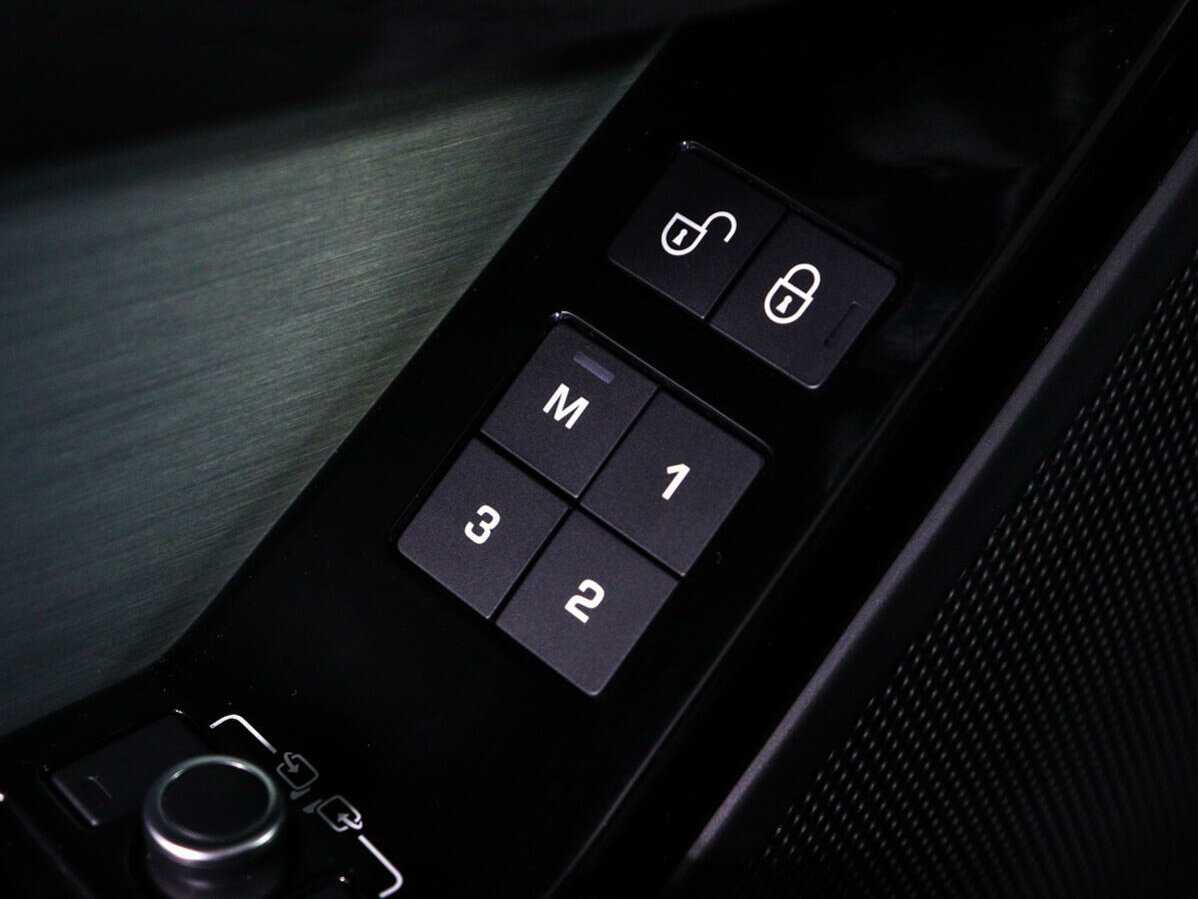 Land Rover Range Rover Velar, 2020 Фото №15