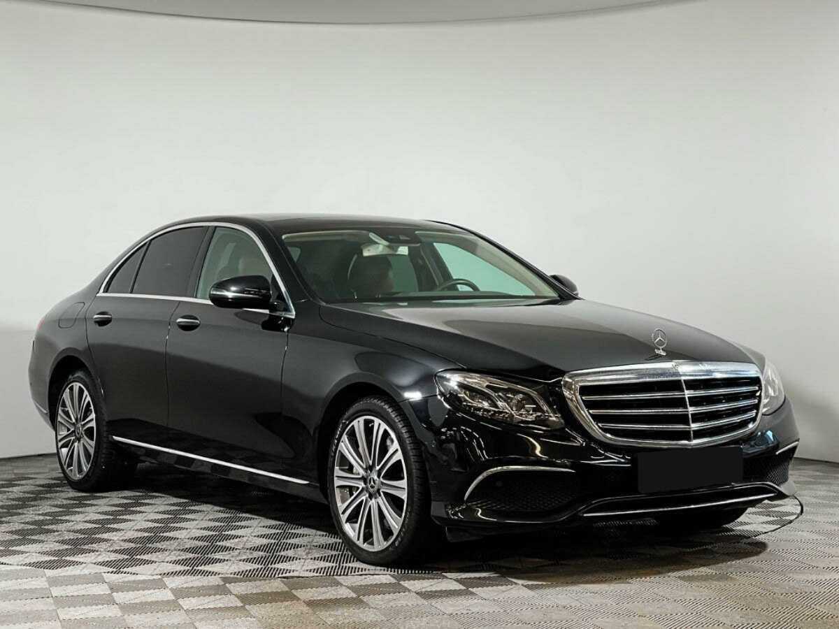 Mercedes-Benz E-Класс 450, 2018 - 62 173 км. | Фото №3