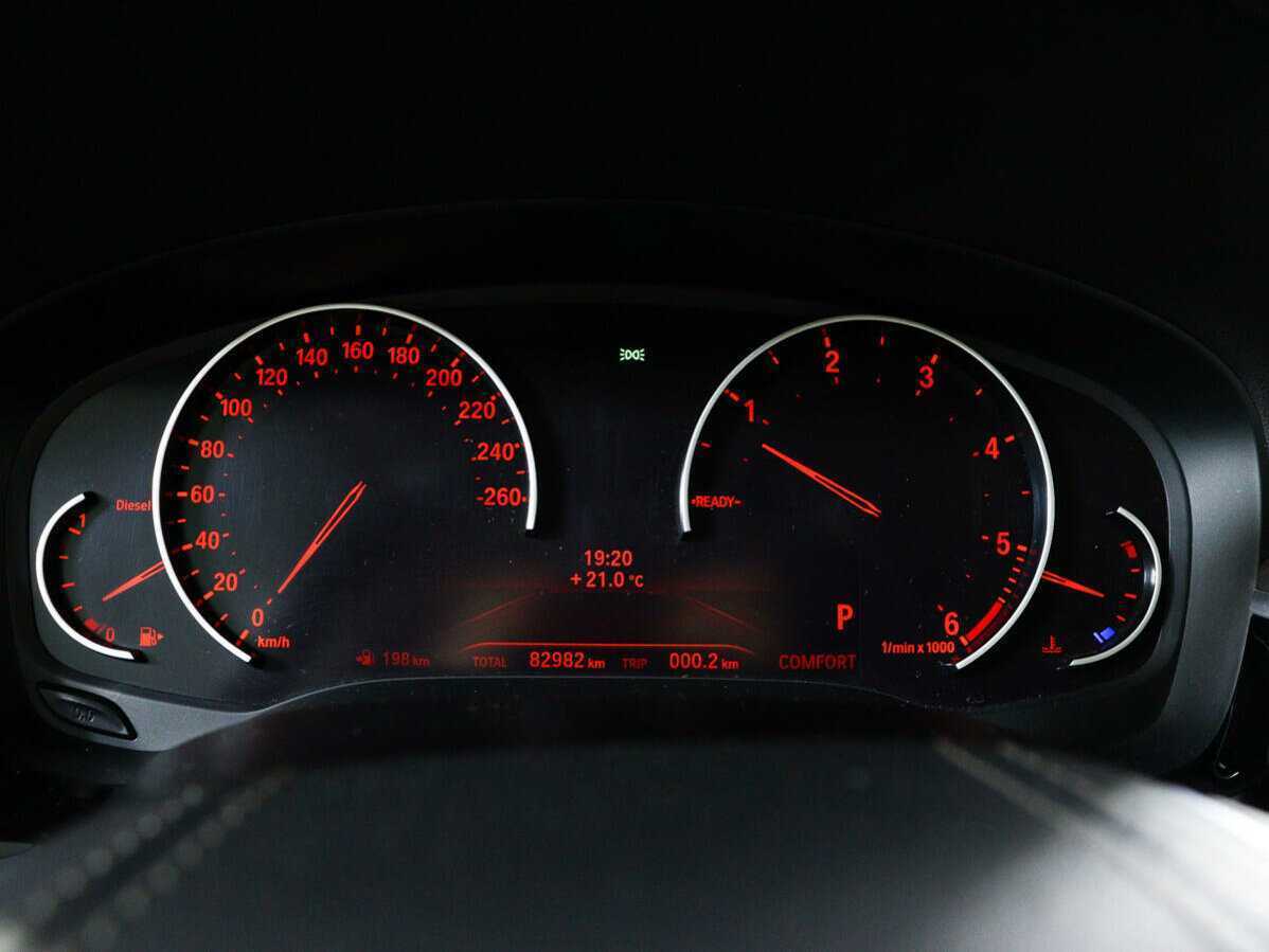 BMW 5 серии 520d xDrive, 2019 Фото №9