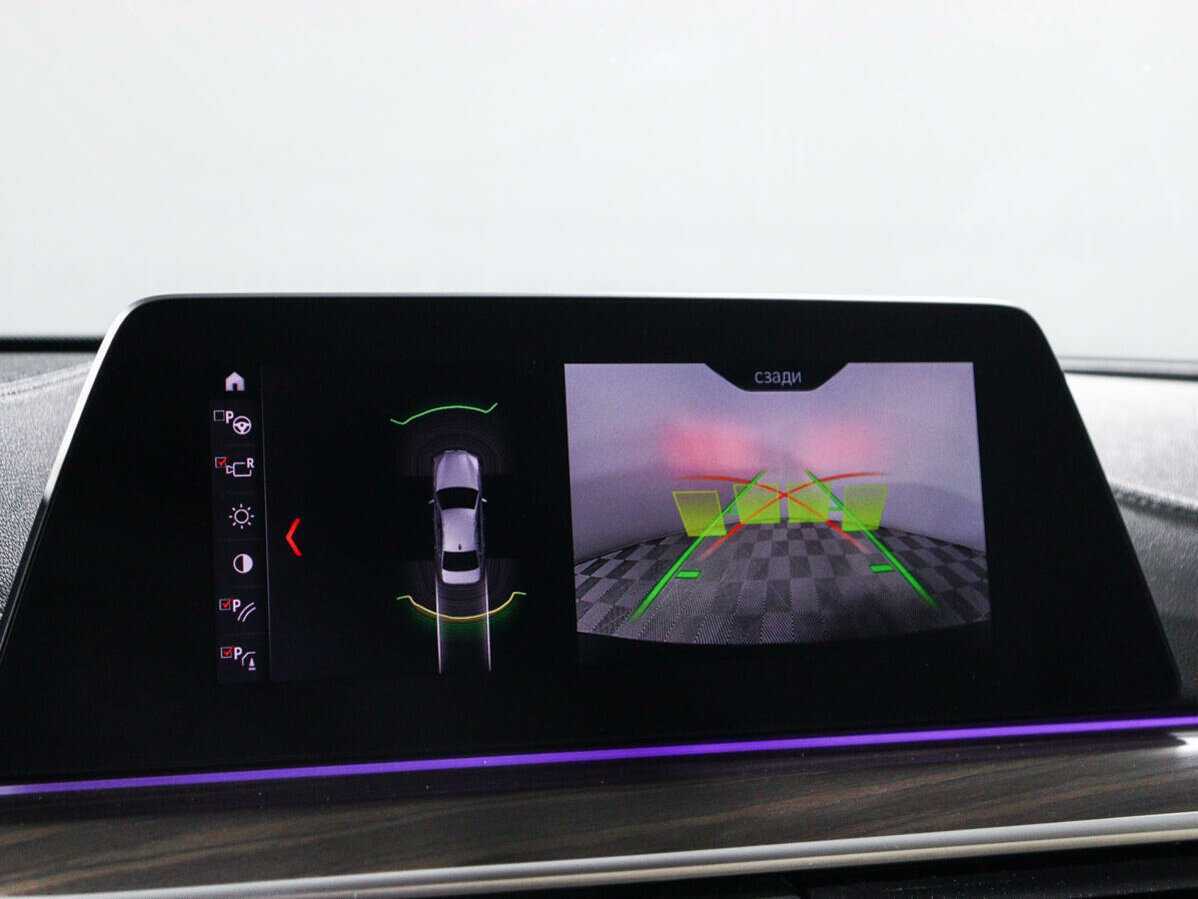 BMW 5 серии 520d xDrive, 2019 Фото №14