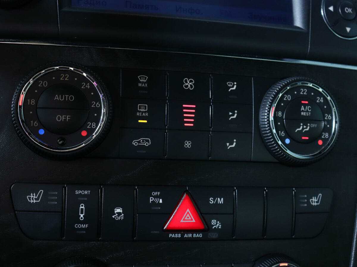 Mercedes-Benz GL-Класс 350, 2012 Фото №16