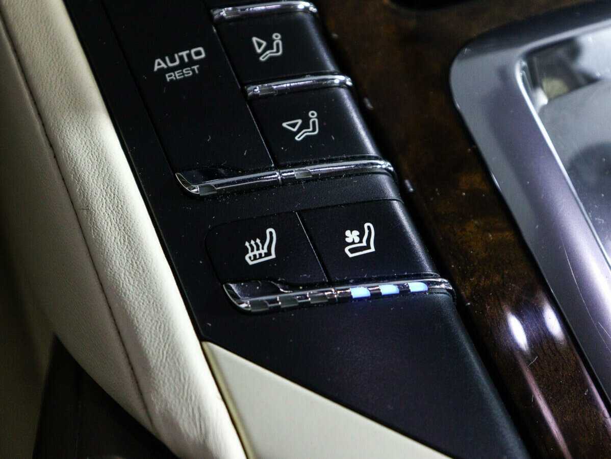 Porsche Cayenne S, 2011 Фото №20