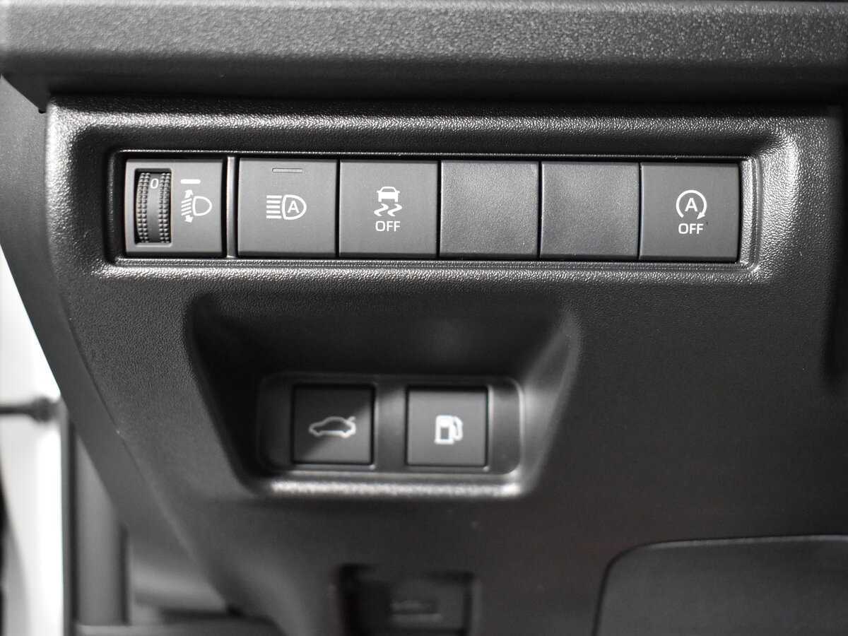 Toyota Camry, 2024 Фото №10