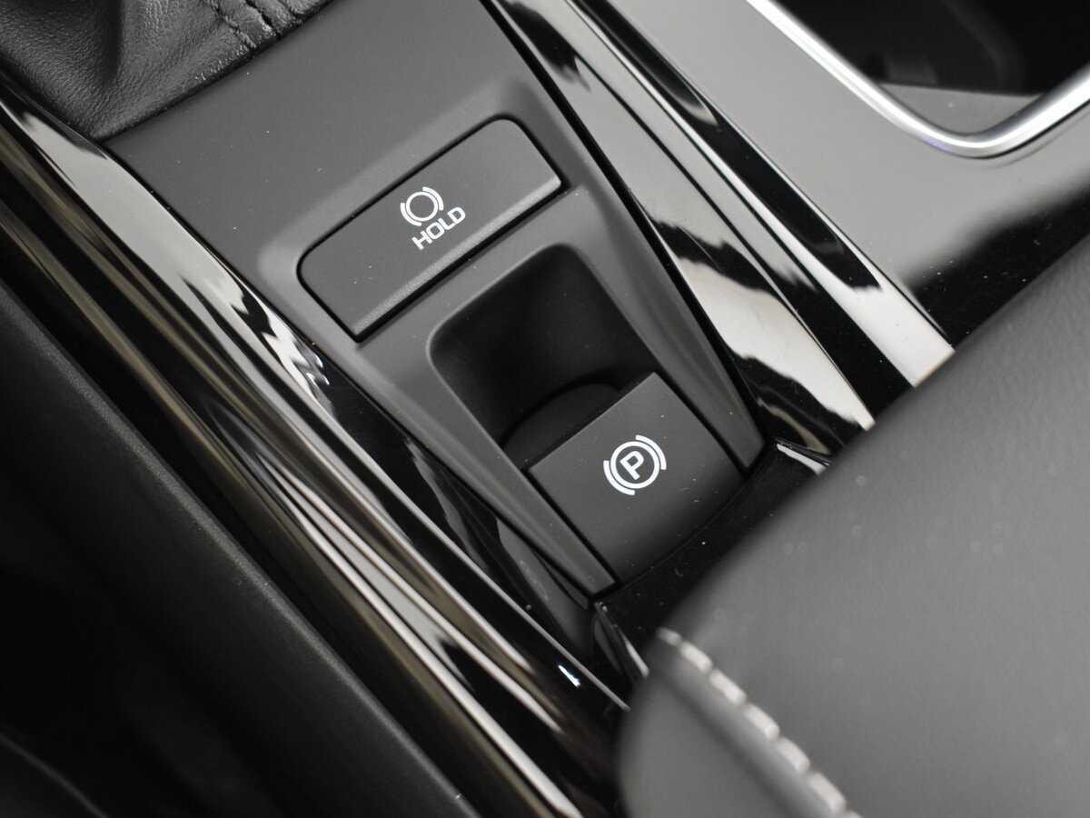 Toyota Camry, 2024 Фото №17