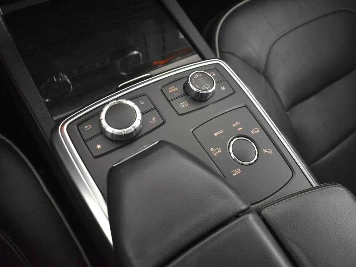 Mercedes-Benz GL-Класс 500, 2013 Фото №23