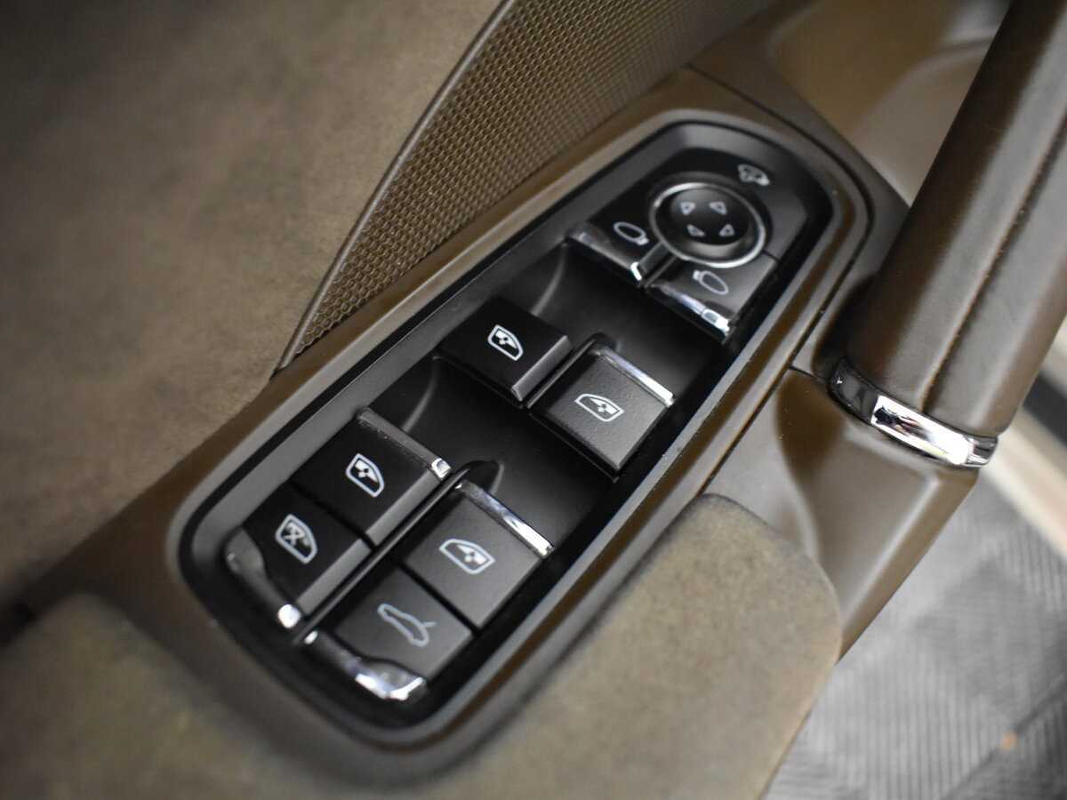 Porsche Cayenne GTS, 2015 Фото №8