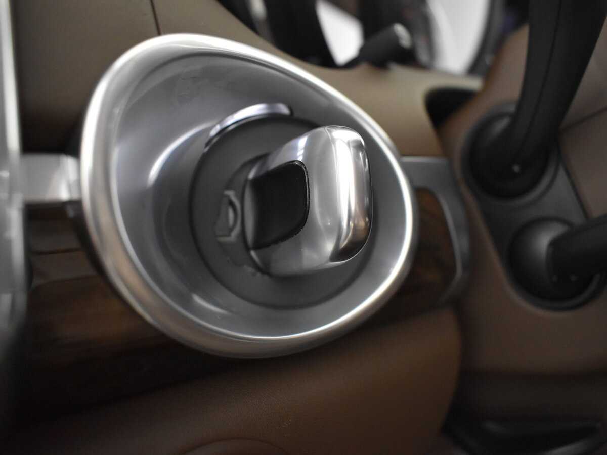 Porsche Cayenne GTS, 2015 Фото №11