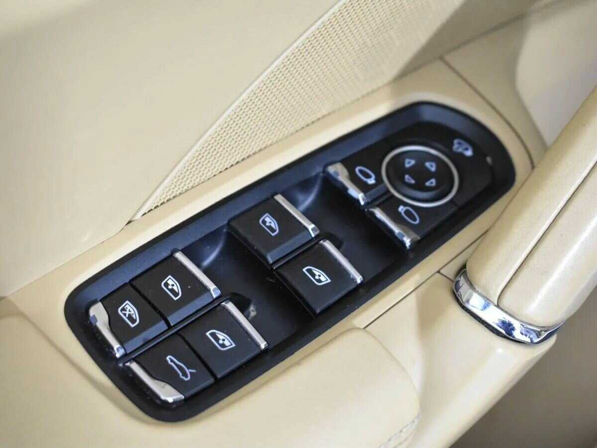 Porsche Cayenne Diesel, 2015 Фото №9