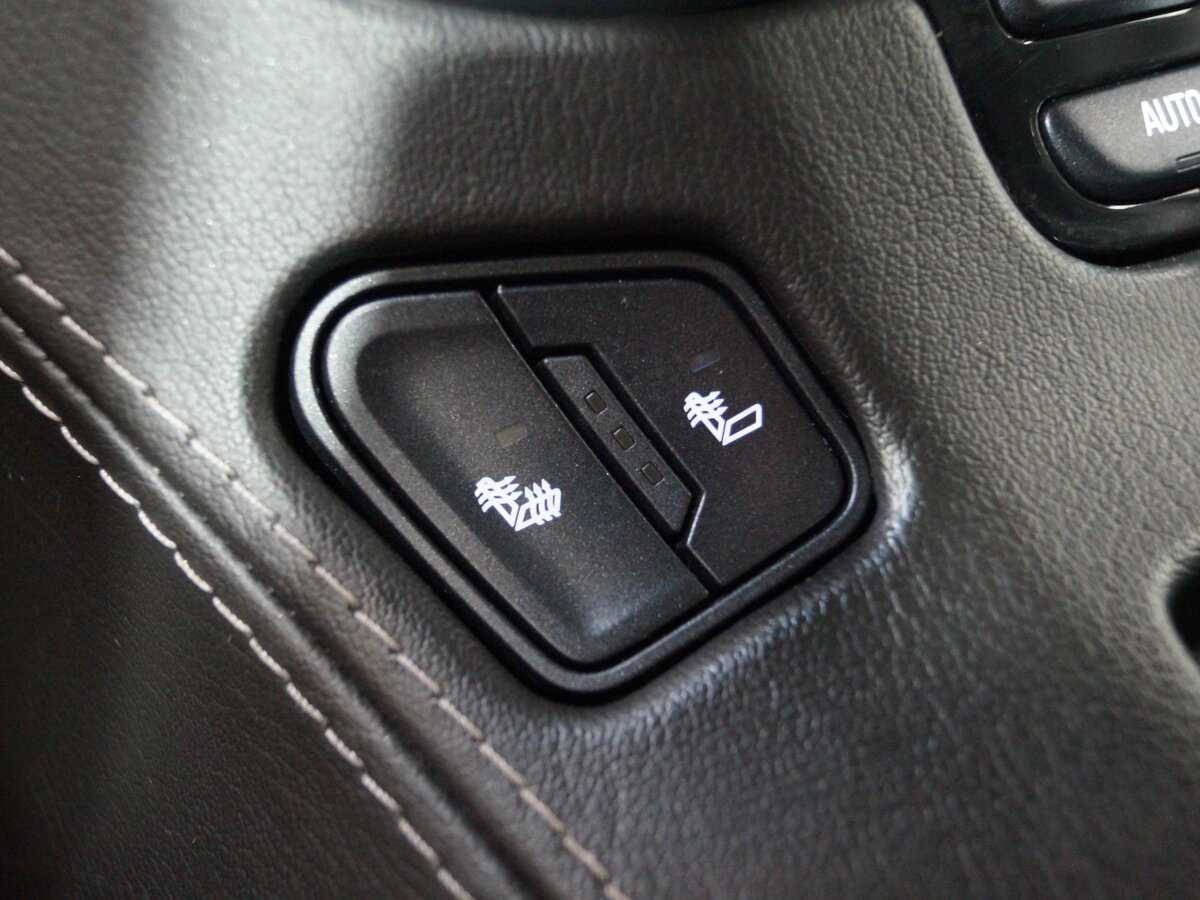 Chevrolet Tahoe, 2016 Фото №21