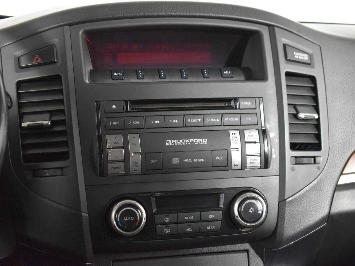 Mitsubishi Pajero, 2007 Фото №14