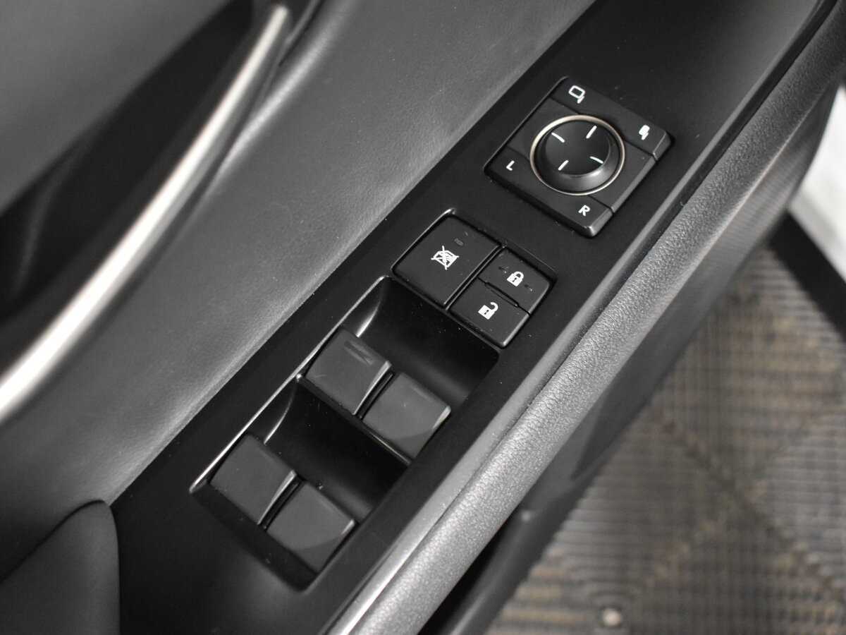 Lexus UX 200, 2019 Фото №8