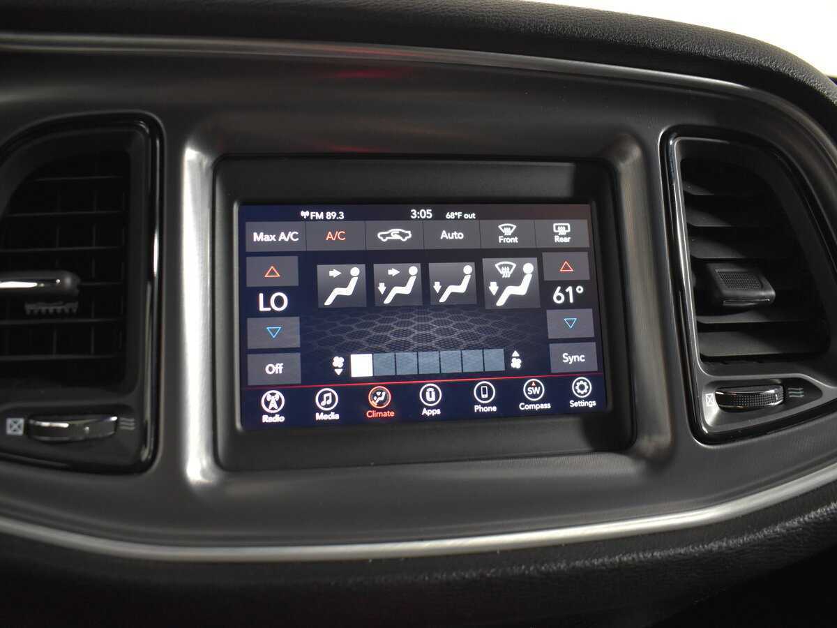 Dodge Challenger, 2020 Фото №17