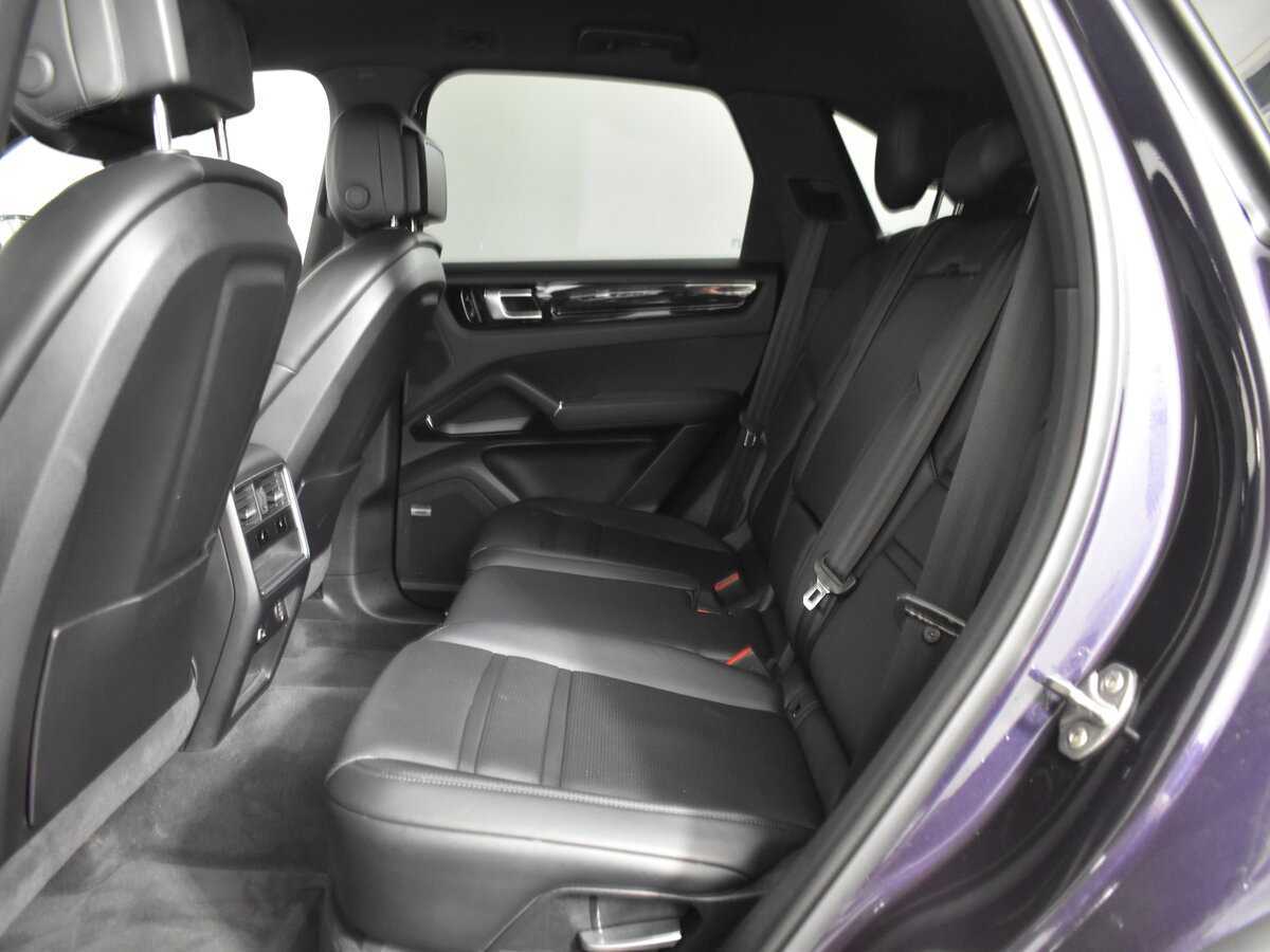 Porsche Cayenne, 2018 - 82 000 км. | Фото №8