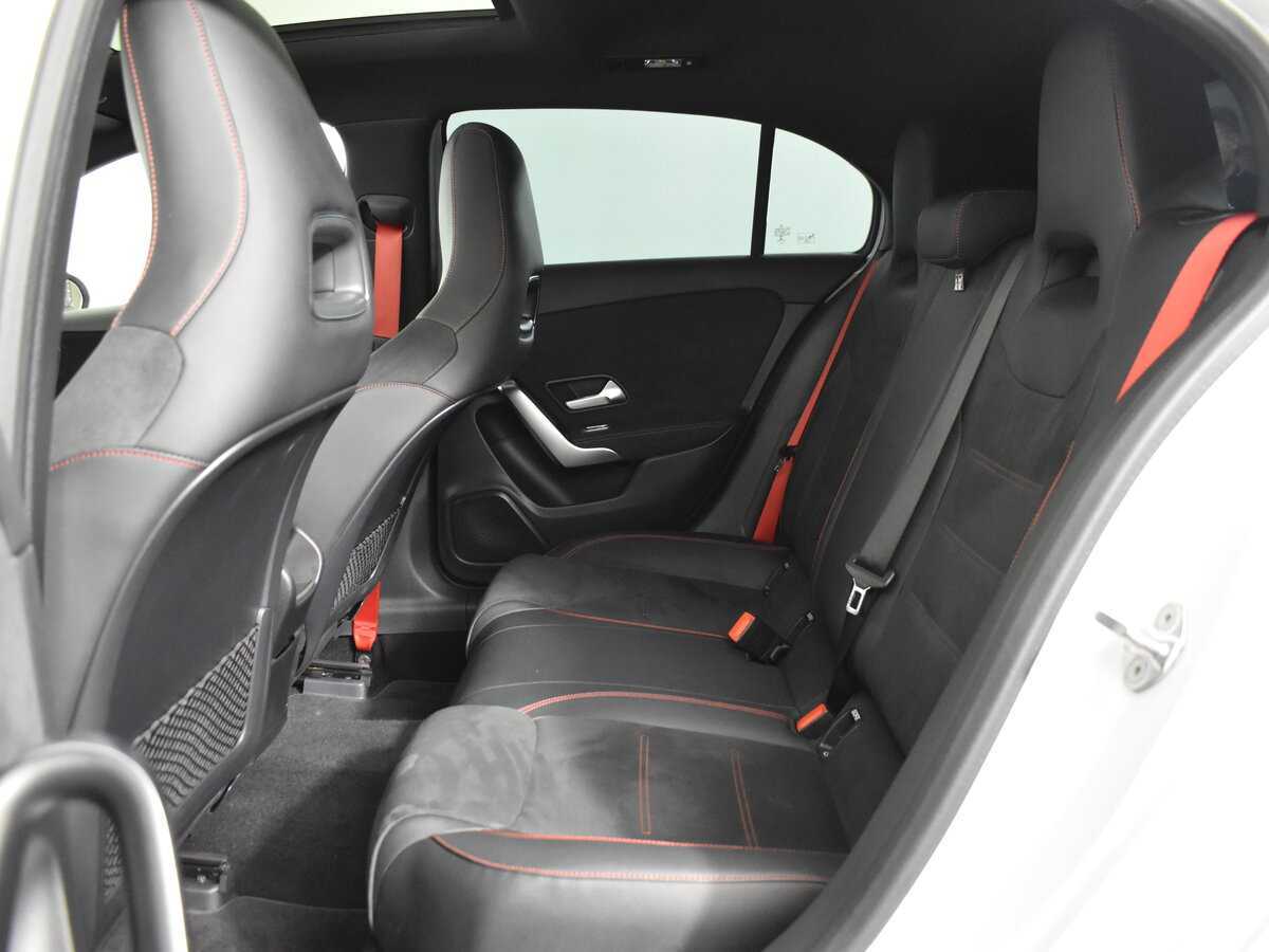 Mercedes-Benz A-Класс AMG 45 AMG, 2020 Фото №9