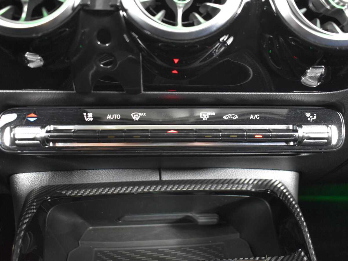 Mercedes-Benz A-Класс AMG 45 AMG, 2020 Фото №18