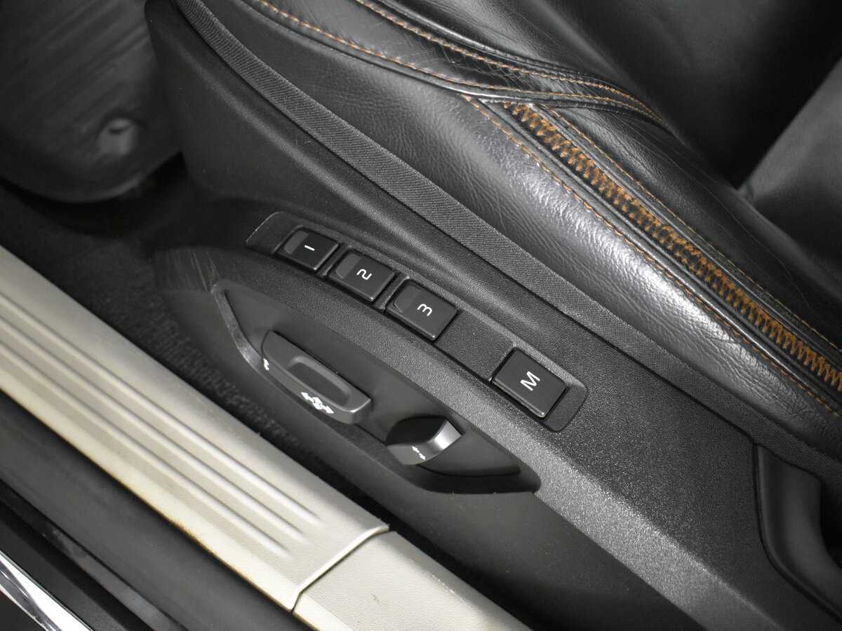 Volvo V40 Cross Country, 2013 Фото №17