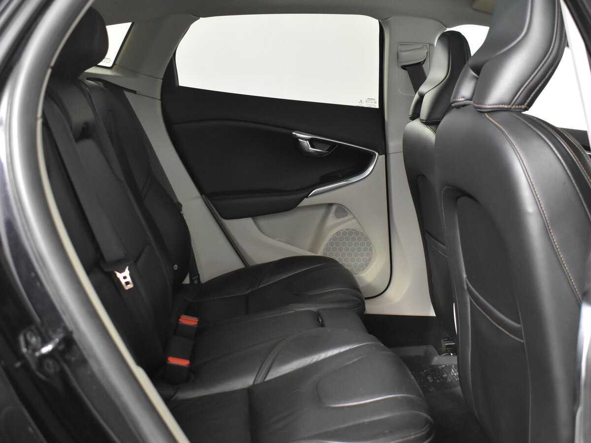 Volvo V40 Cross Country, 2013 Фото №18