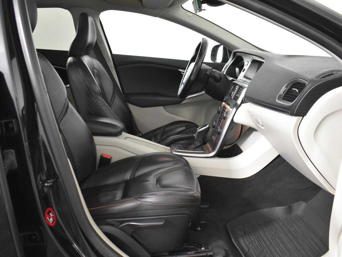 Volvo V40 Cross Country, 2013 Фото №19