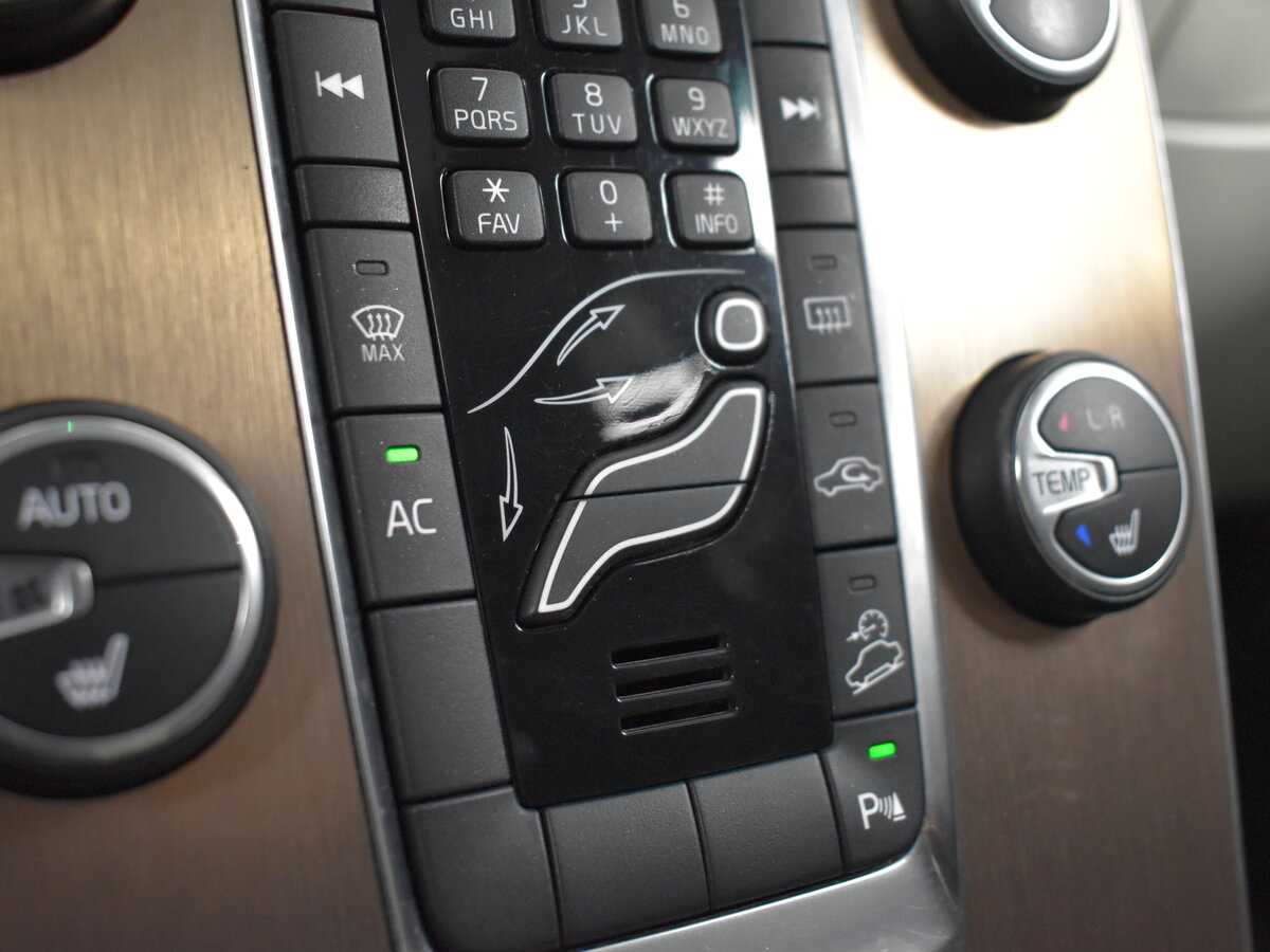 Volvo V40 Cross Country, 2013 Фото №24