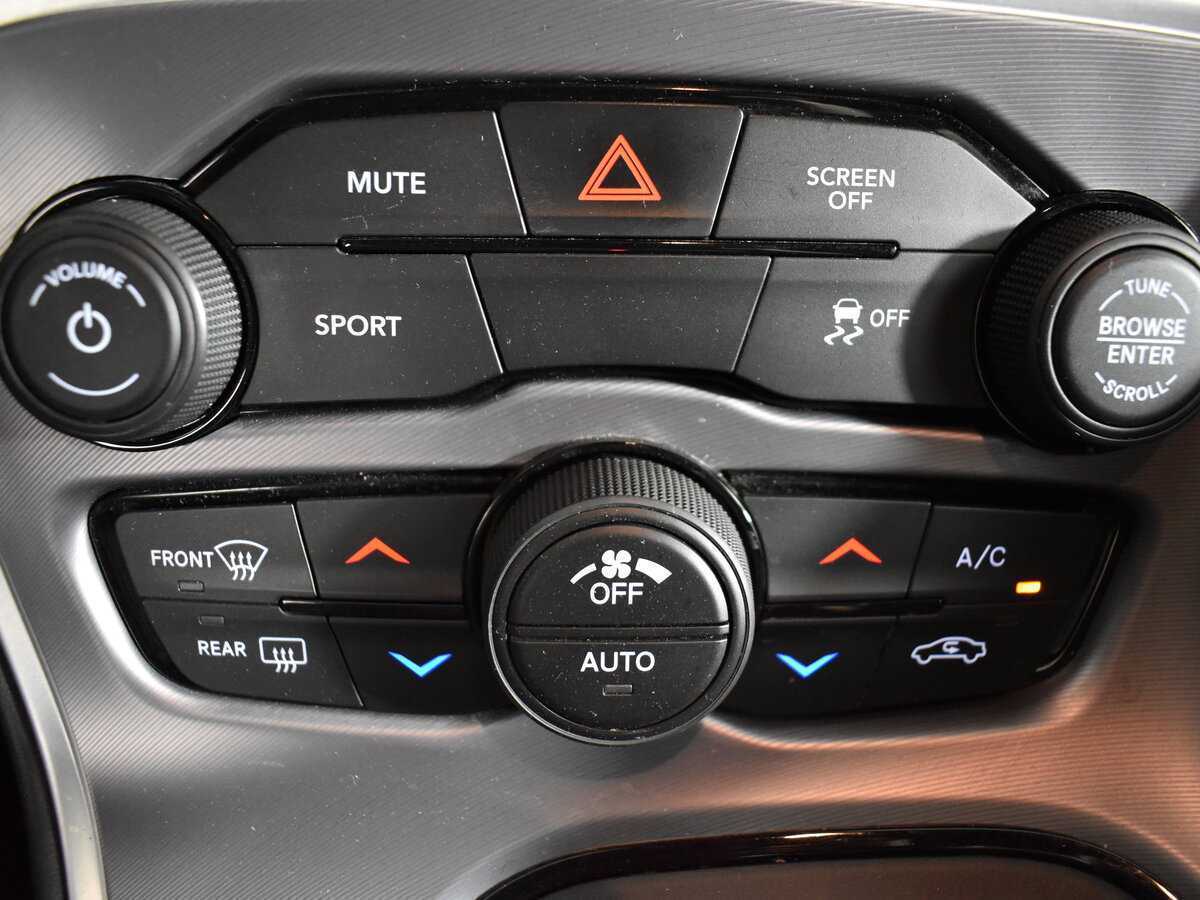 Dodge Challenger, 2020 Фото №21