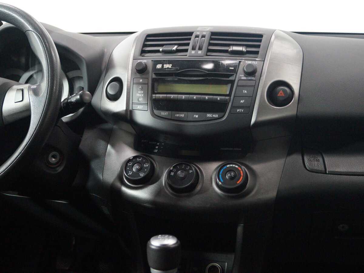 Toyota RAV4, 2011 Фото №9