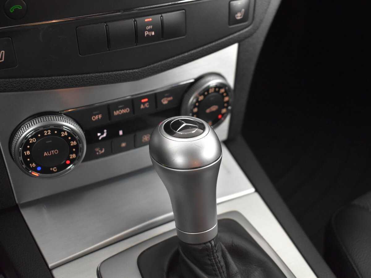 Mercedes-Benz C-Класс 300, 2009 Фото №22