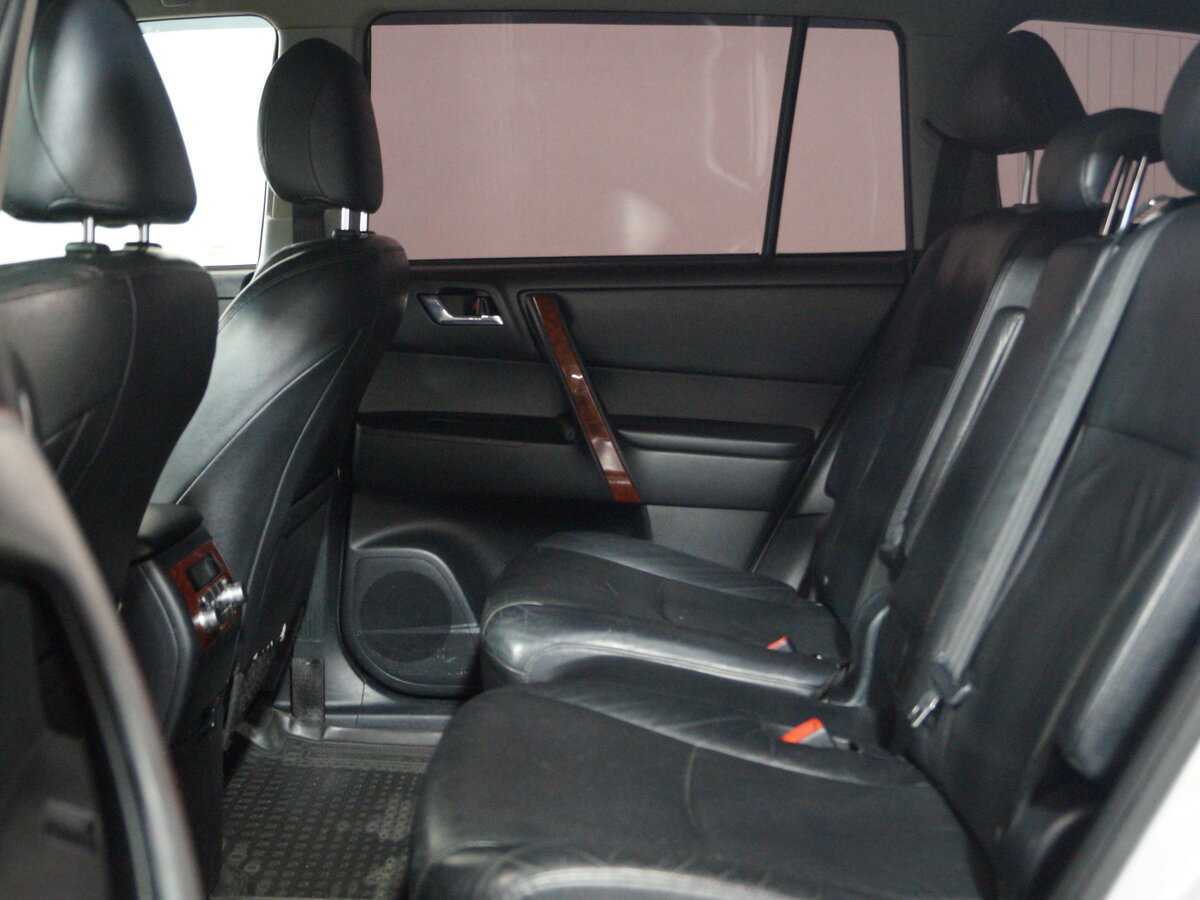 Toyota Highlander, 2011 Фото №15