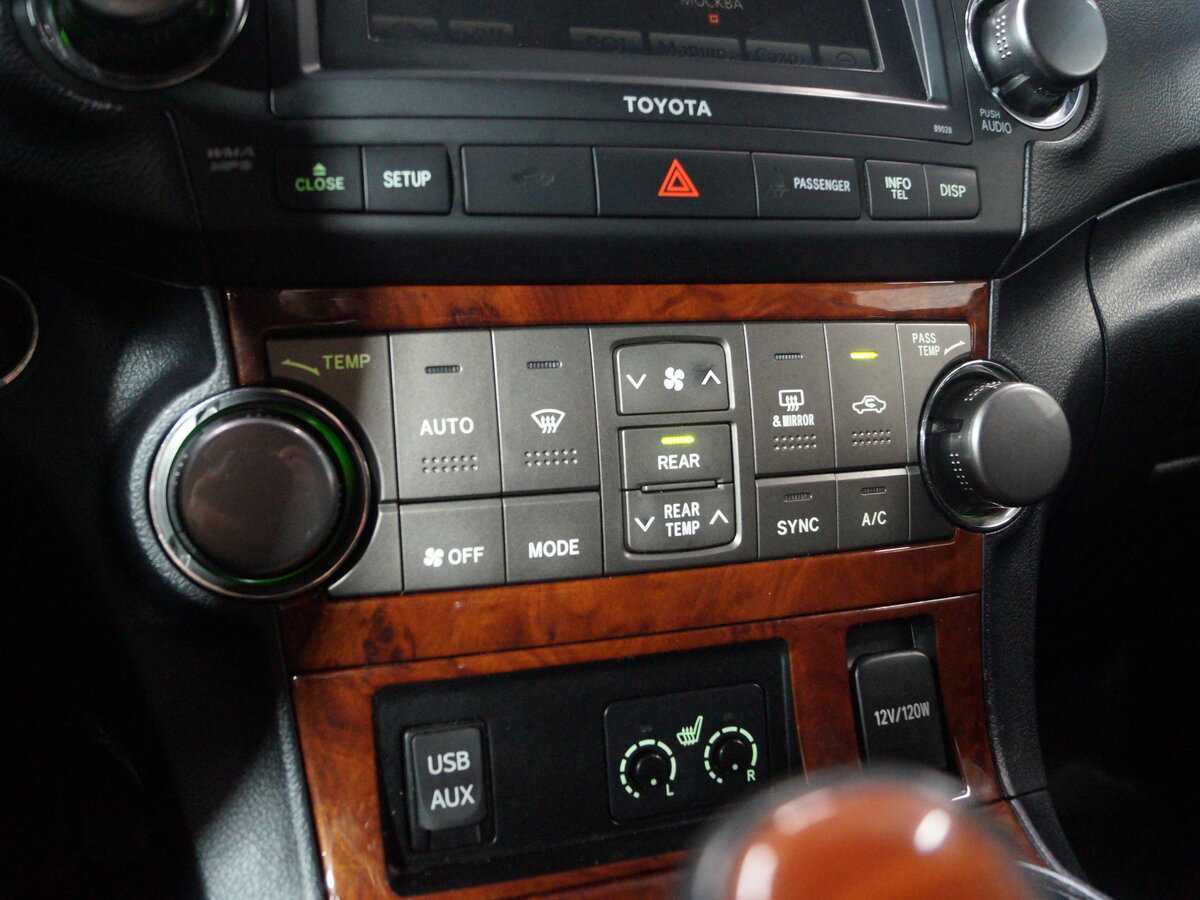 Toyota Highlander, 2011 Фото №28