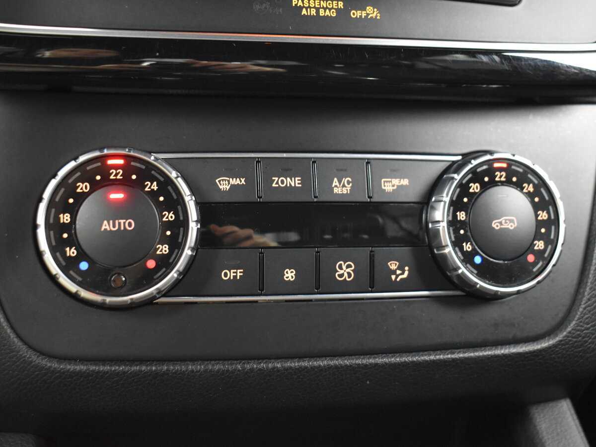 Mercedes-Benz GLE 400 9G-Tronic, 2016 Фото №15