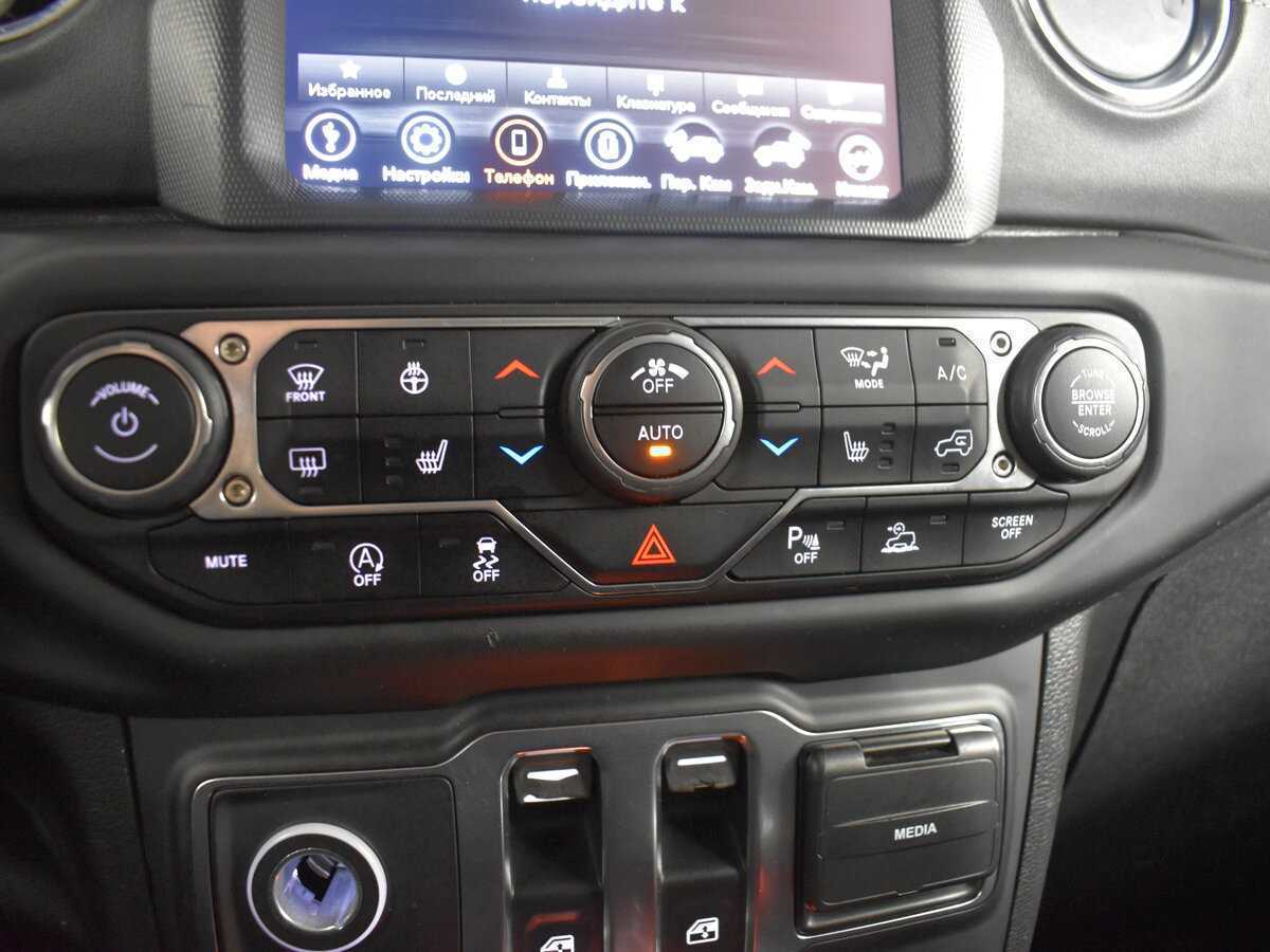 Jeep Wrangler, 2021 Фото №19