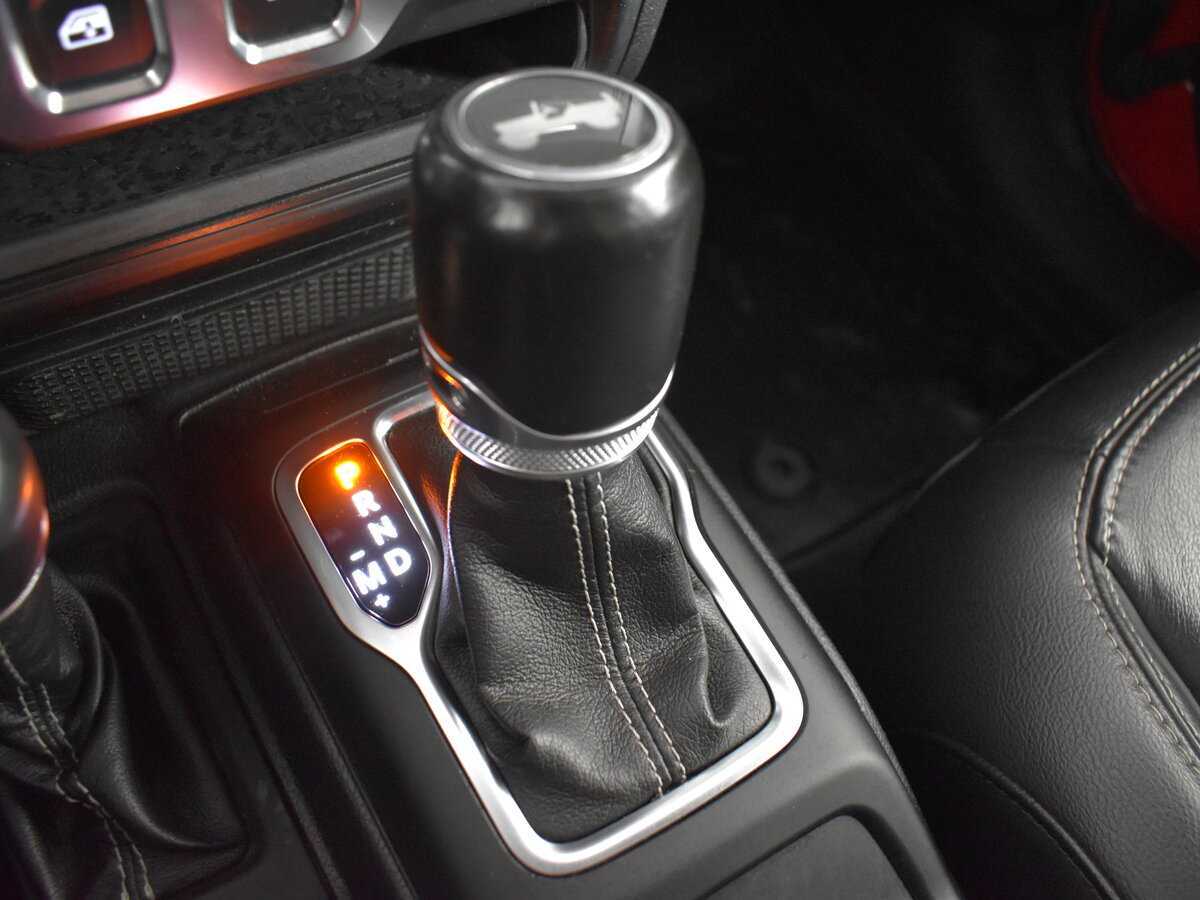 Jeep Wrangler, 2021 Фото №22