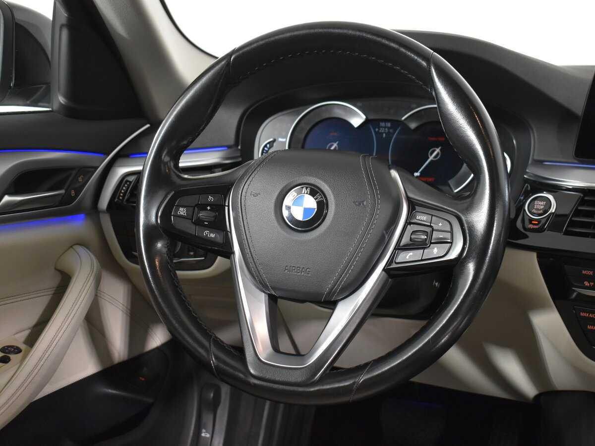 BMW 5 серии 530d xDrive, 2018 Фото №13