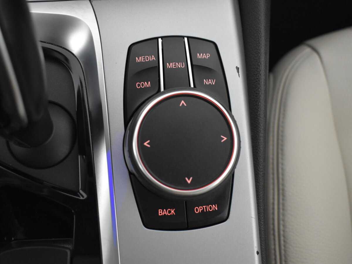 BMW 5 серии 530d xDrive, 2018 Фото №18