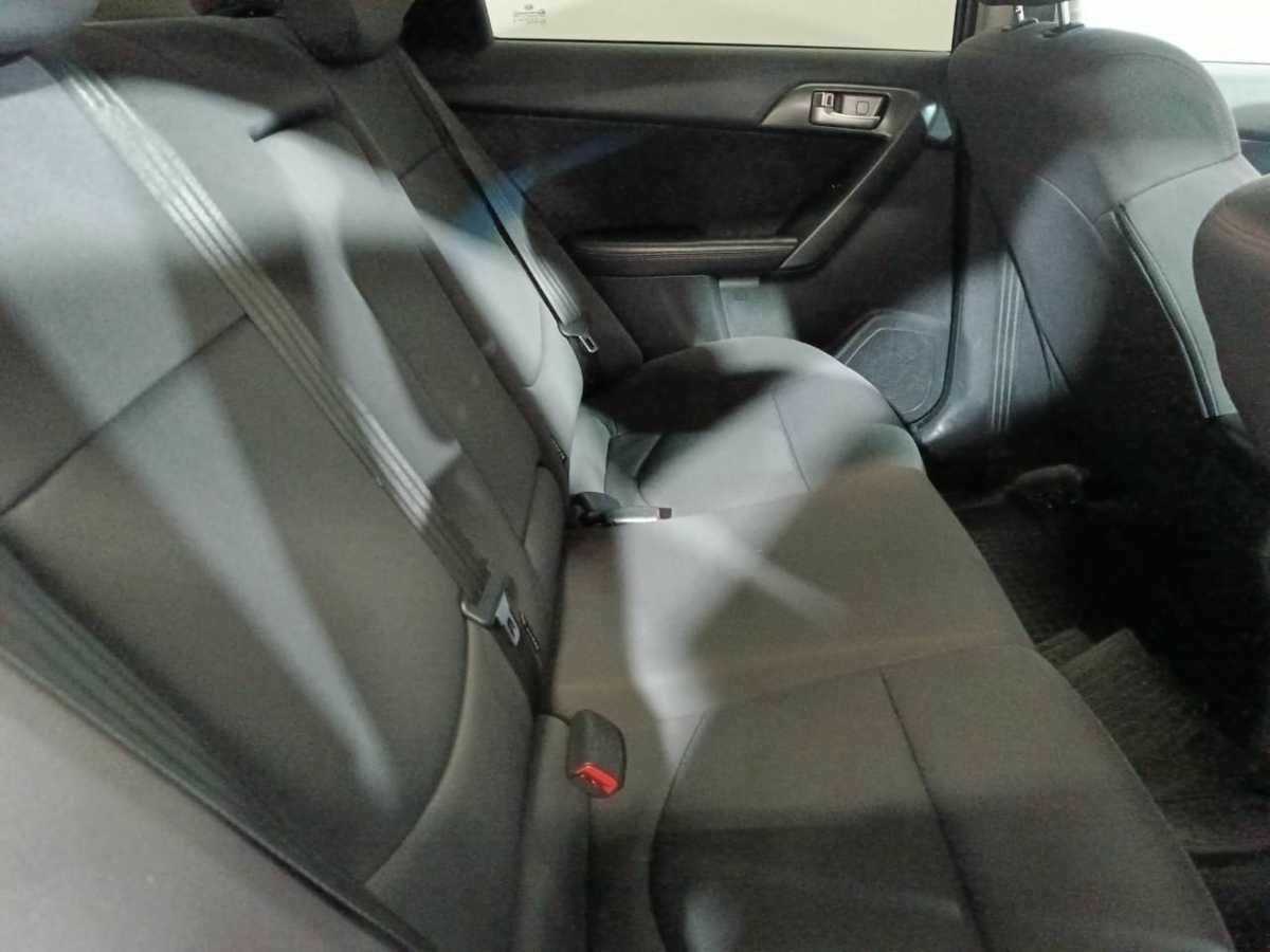 Kia Cerato, 2011 Фото №11