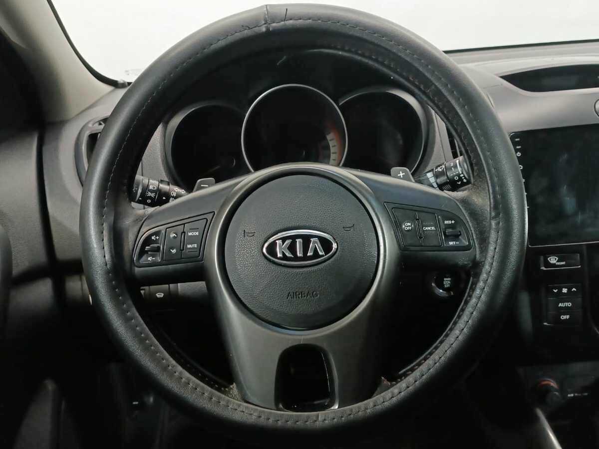 Kia Cerato, 2011 Фото №14