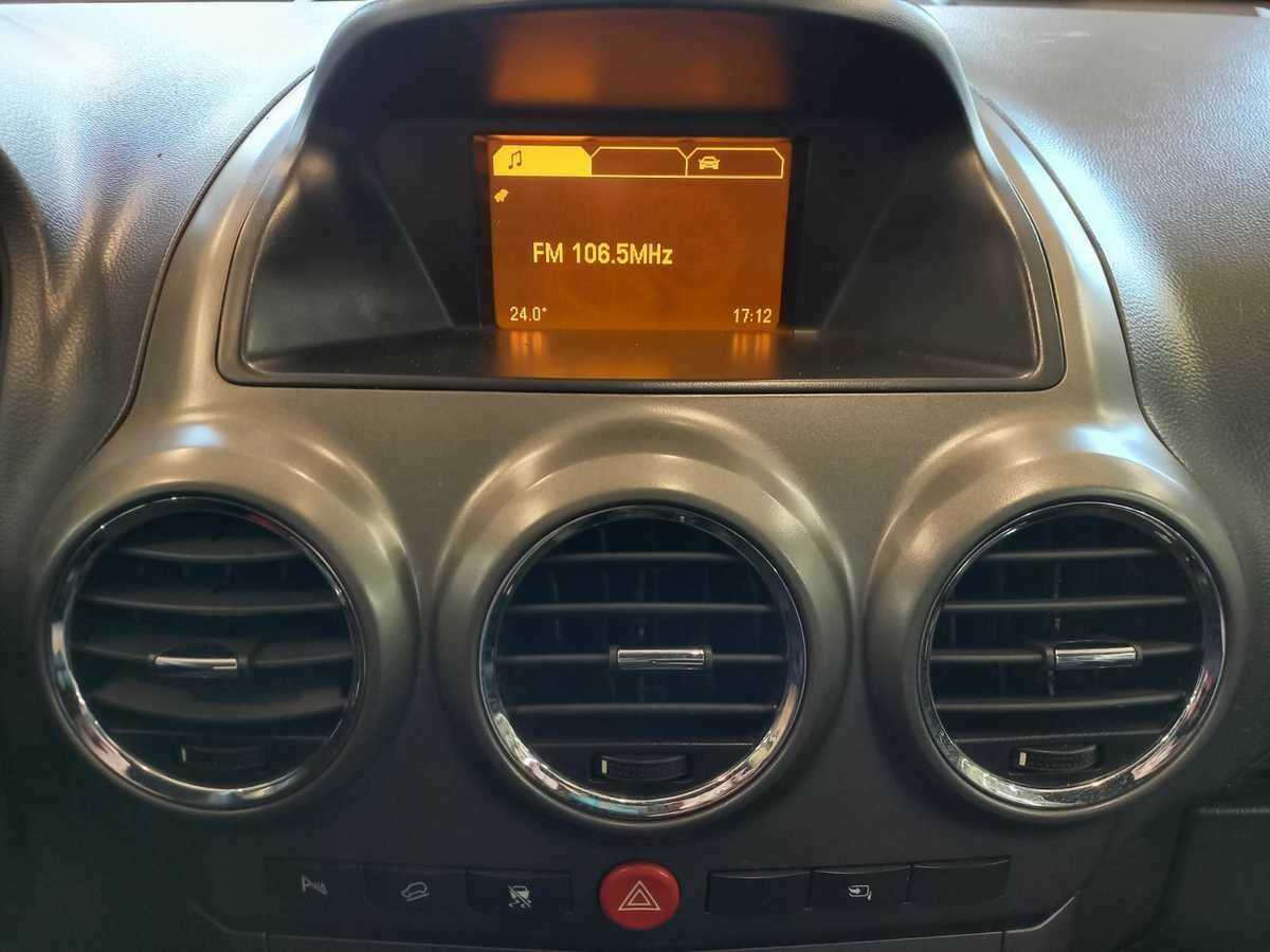 Opel Antara, 2008 Фото №14