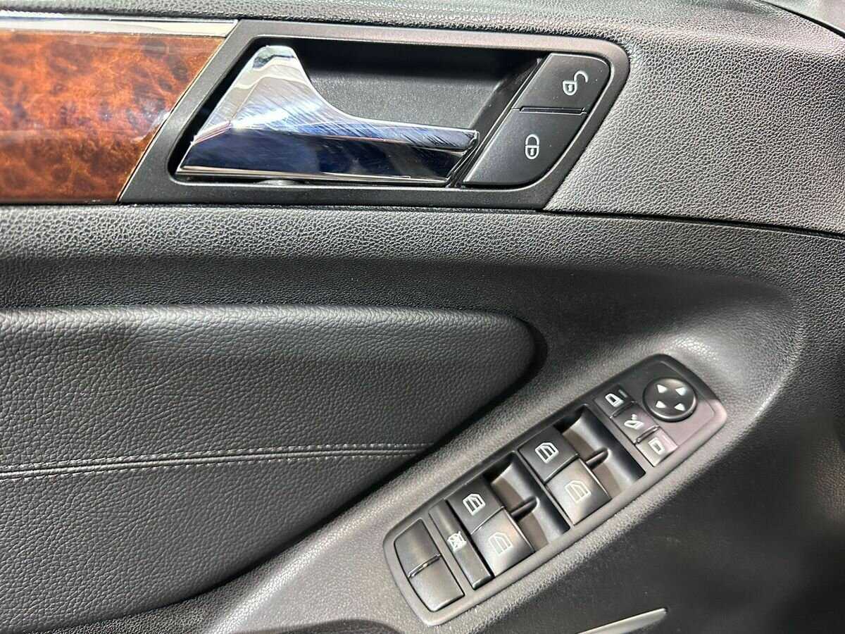 Mercedes-Benz M-Класс 350, 2009 Фото №13
