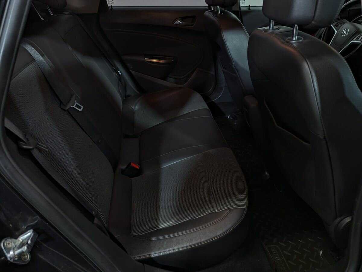 Opel Astra, 2011 Фото №12