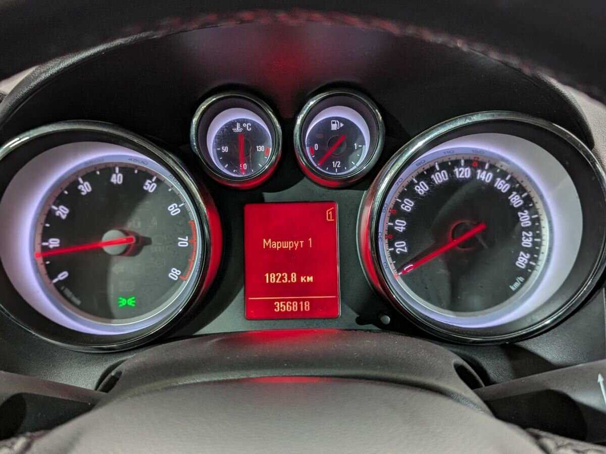 Opel Astra, 2011 Фото №13