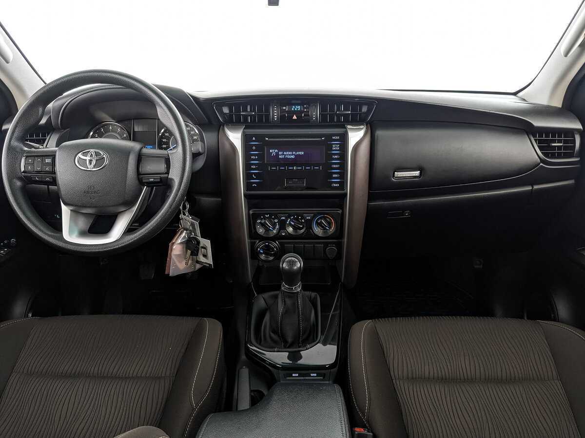 Toyota Fortuner, 2019 Фото №12