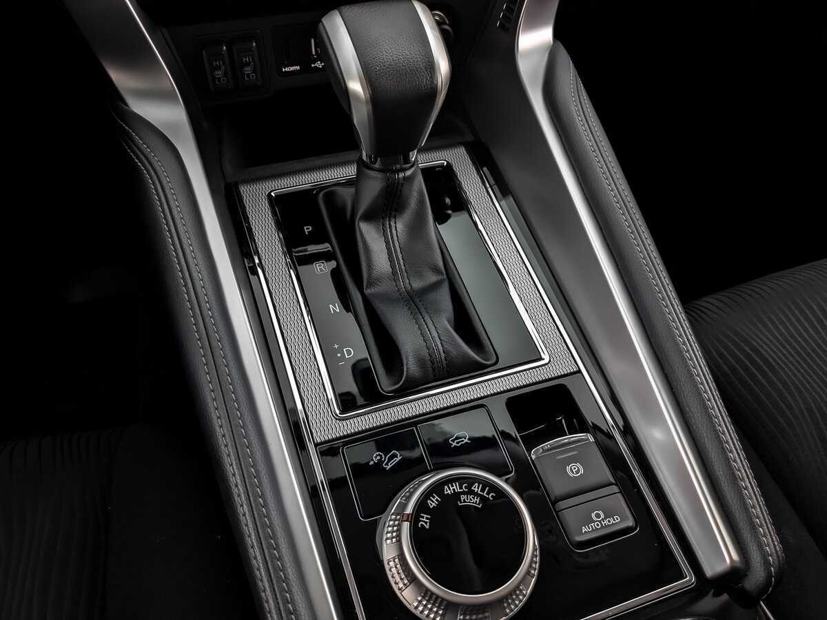 Mitsubishi Pajero Sport, 2021 Фото №22