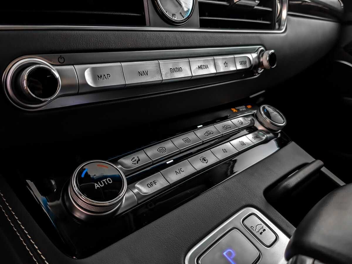 Genesis G90, 2019 Фото №21