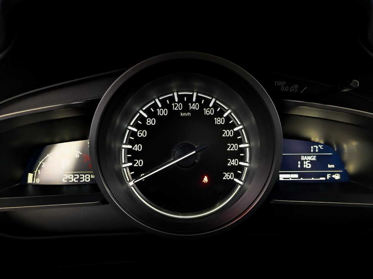 Mazda CX-4, 2023 Фото №11