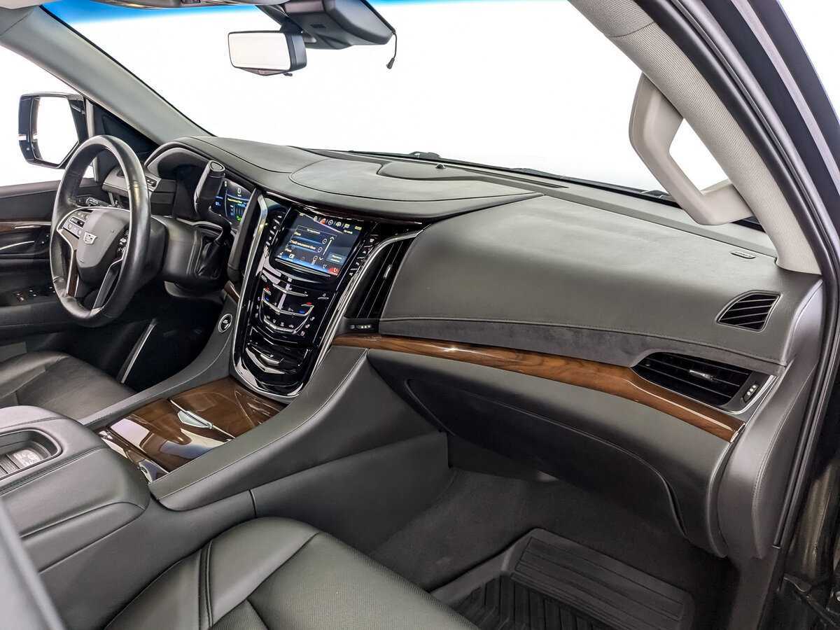 Cadillac Escalade, 2018 Фото №9