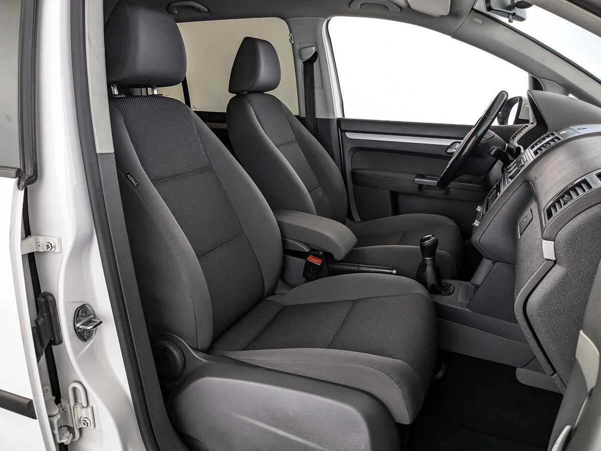 Volkswagen Touran, 2012 Фото №20