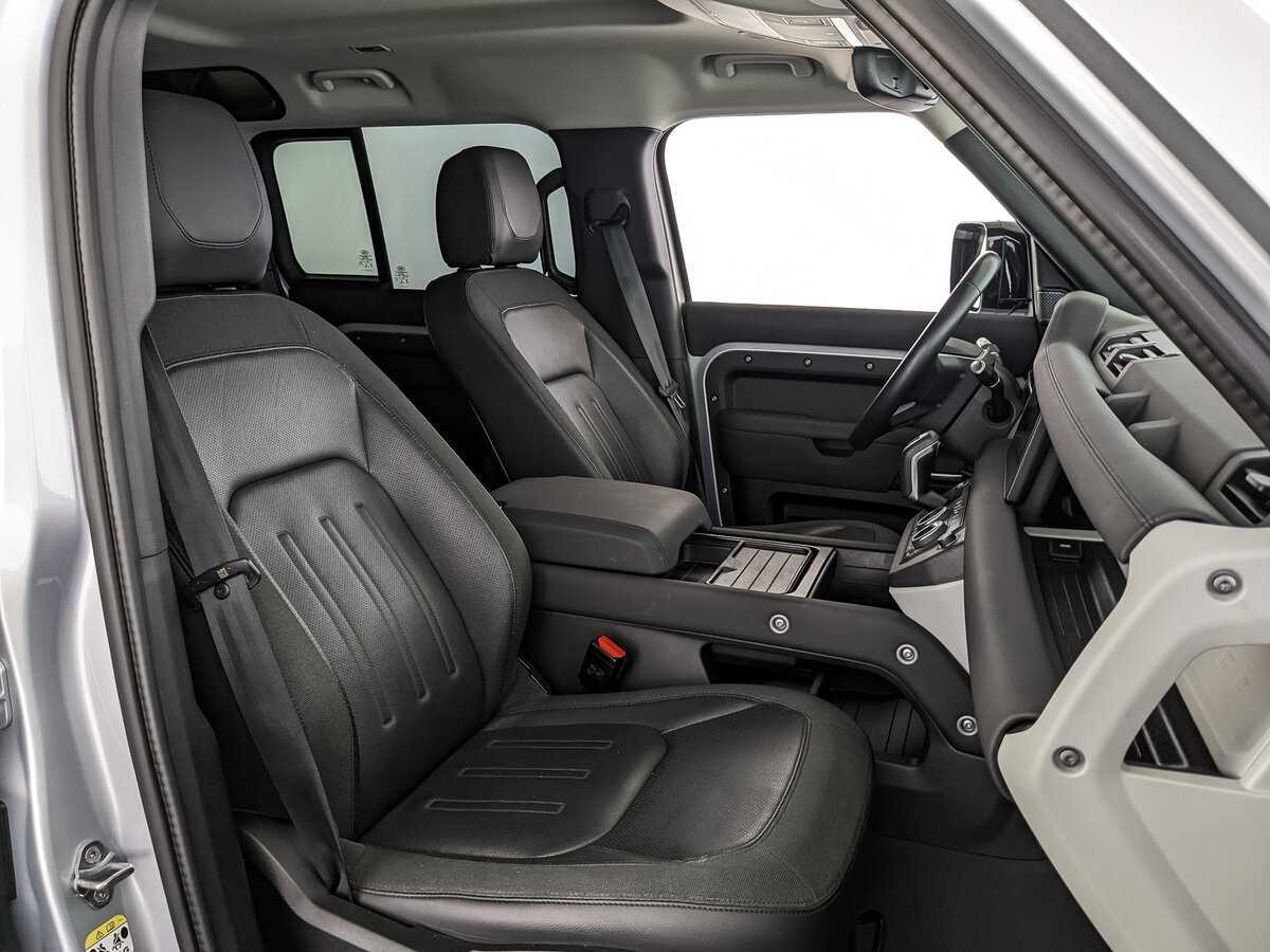 Land Rover Defender 110, 2021 Фото №20