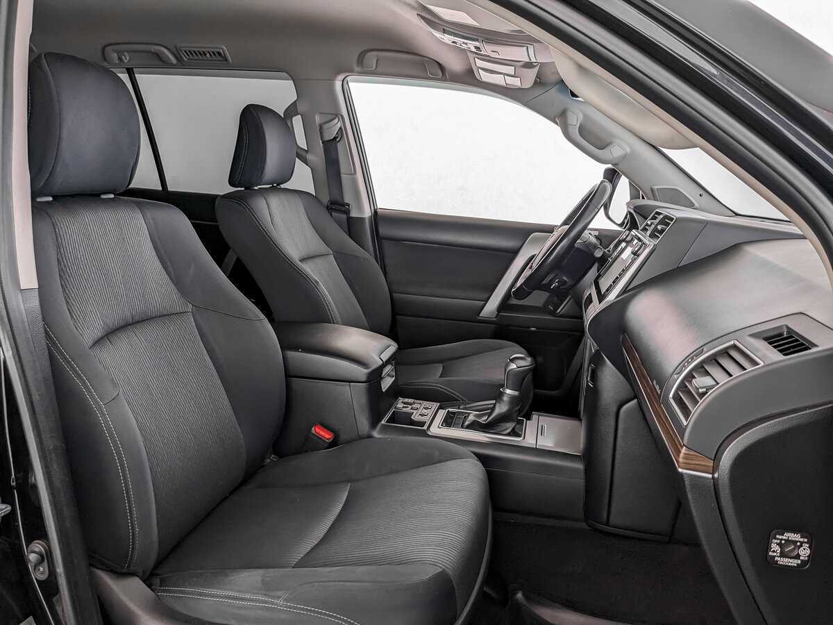 Toyota Land Cruiser Prado, 2019 Фото №17