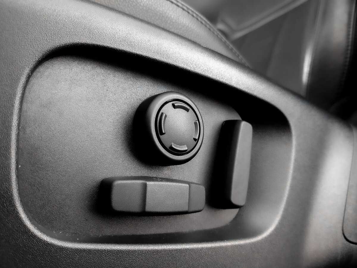 Land Rover Discovery, 2020 Фото №17