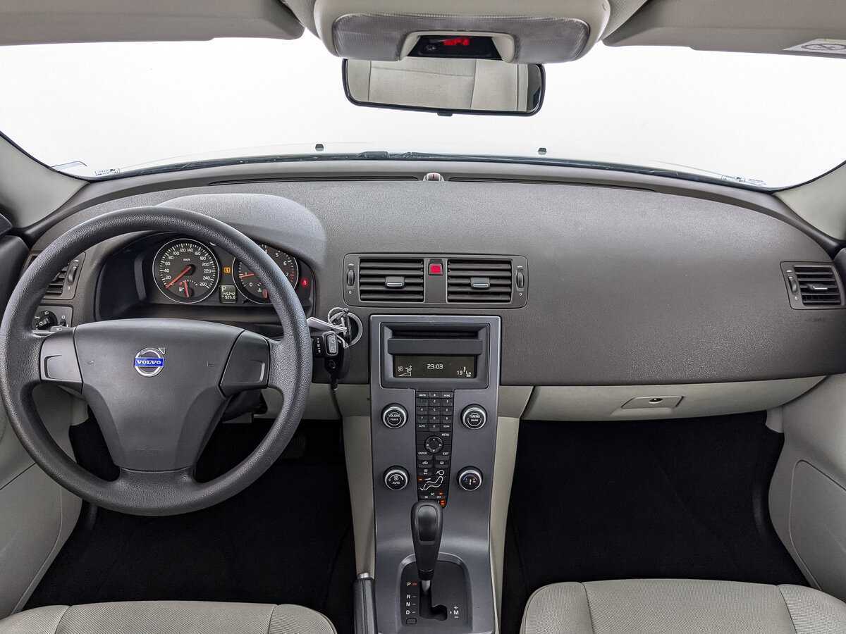 Volvo C30, 2012 Фото №10