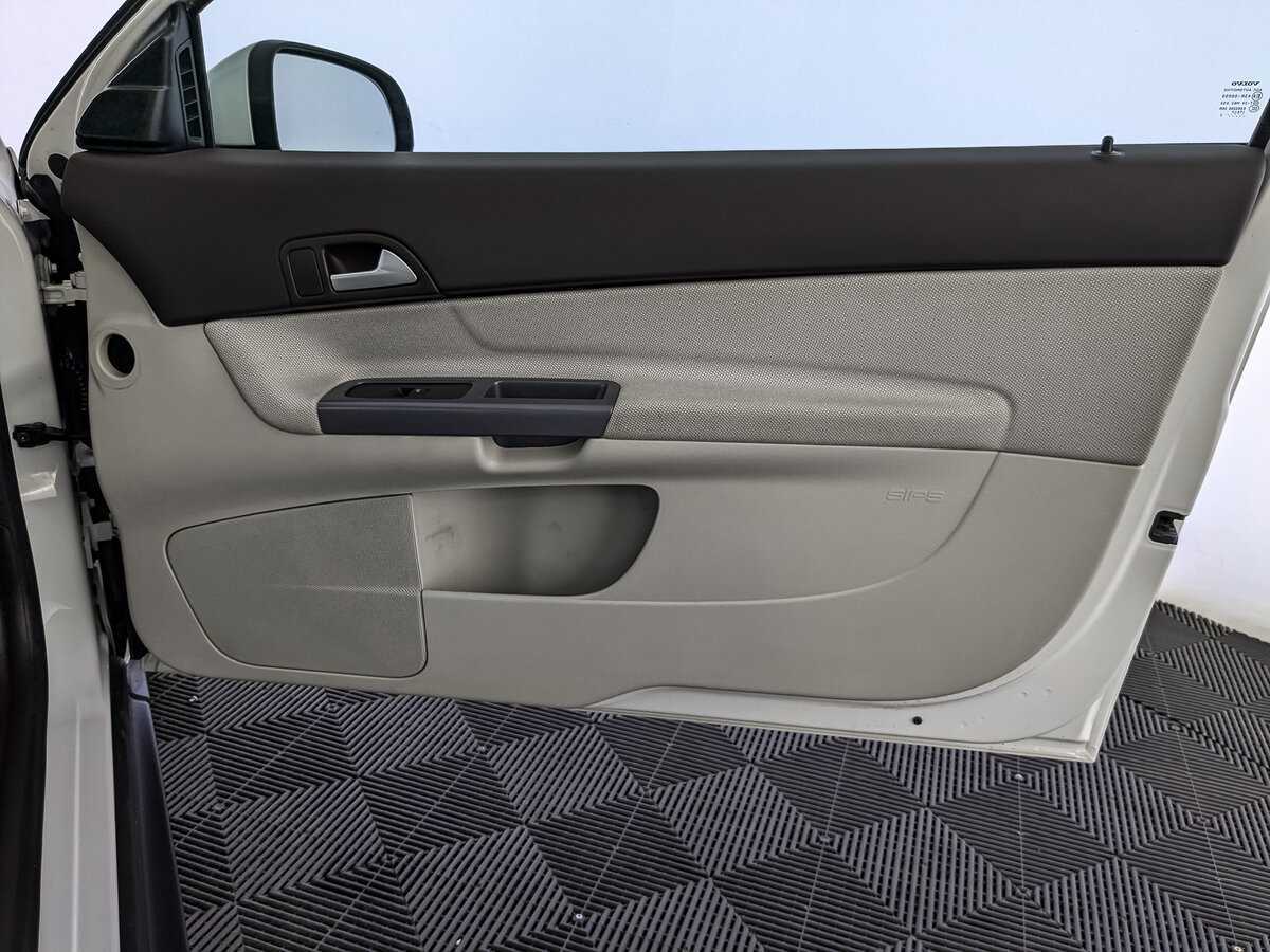 Volvo C30, 2012 Фото №21